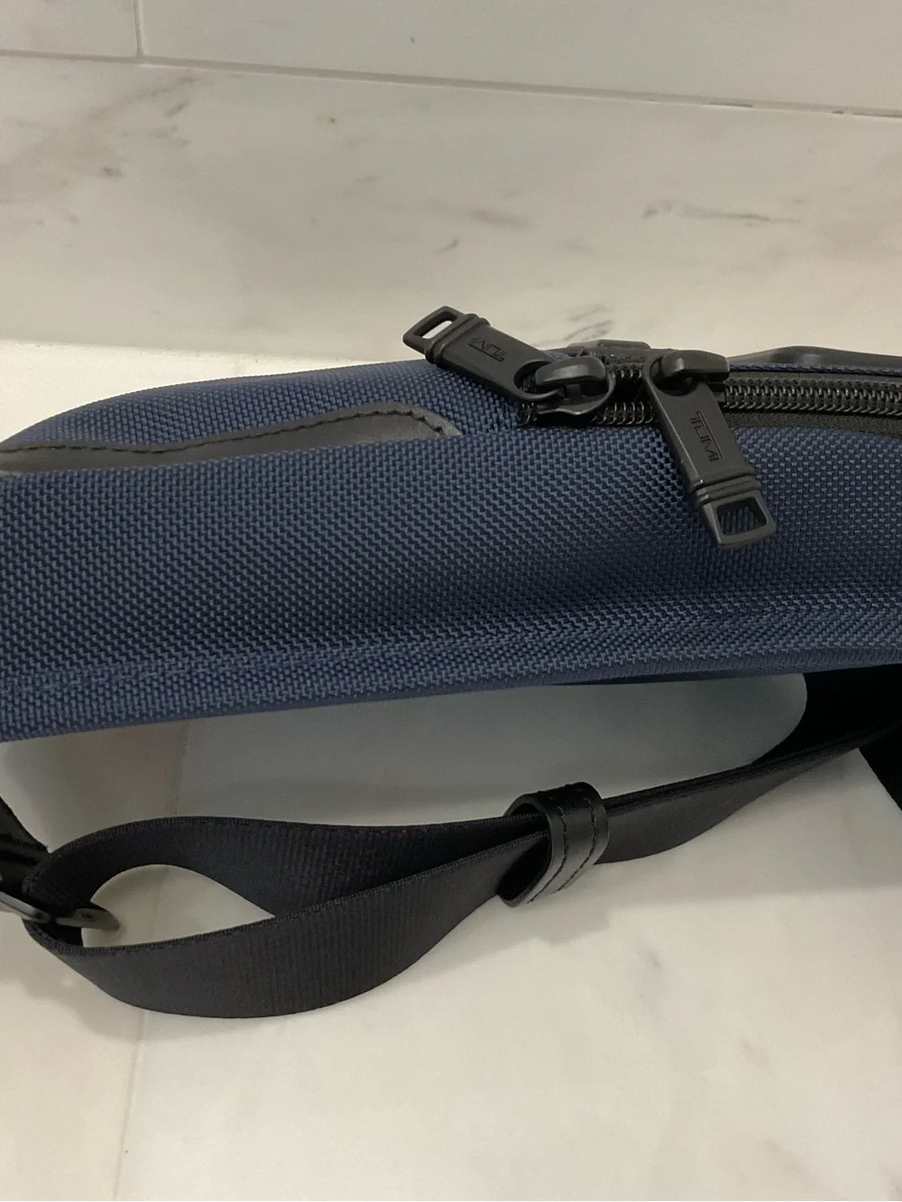 NEW Tumi ALPHA - 10.5” FXT Ballistic Nylon Compact Sling Crossbody - NAVY BLUE